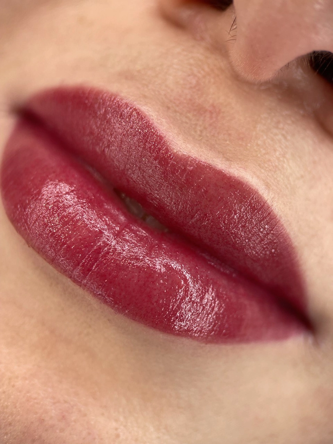 Permanent Pro by Jenny Mamytova - Permanent-Make-up für Lippen